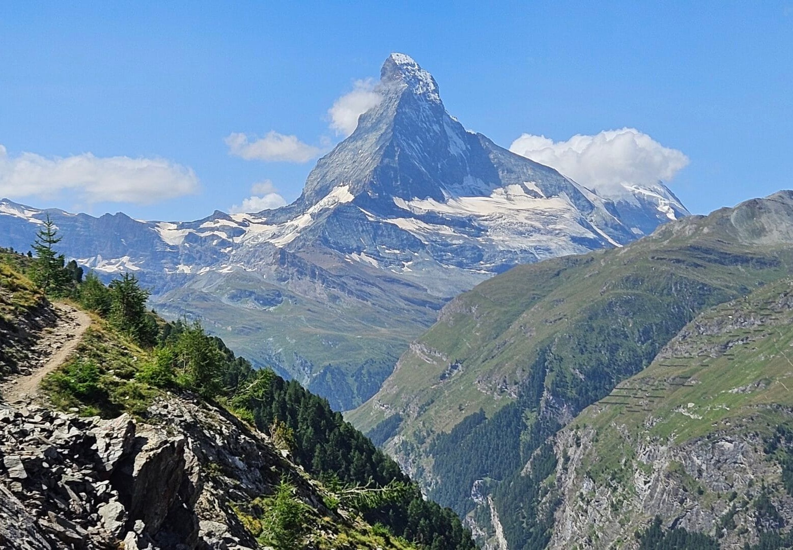 You are currently viewing POMIĘDZY BLIŻSZYMI I DALSZYMI CELAMI QIGONG: TRZECIE OKO, PAUZA, MĄDROŚĆ